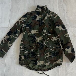 Forever 21 Women's Camouflage Military Jacket